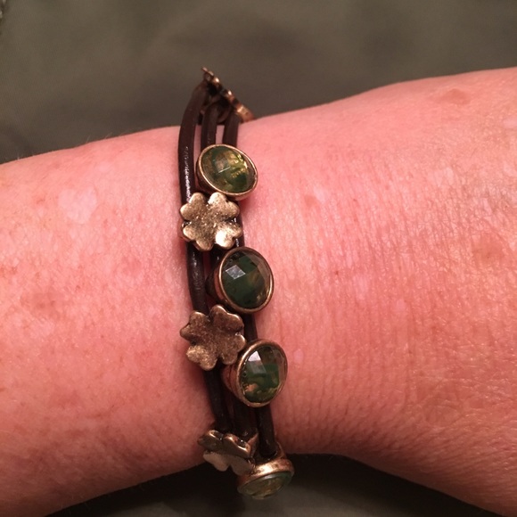 Lucky 🍀 Brand Bracelet - Picture 2 of 8